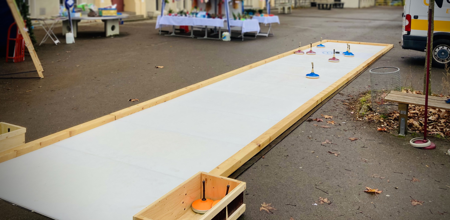 Eisstockschießen für Weihnachtsfeste