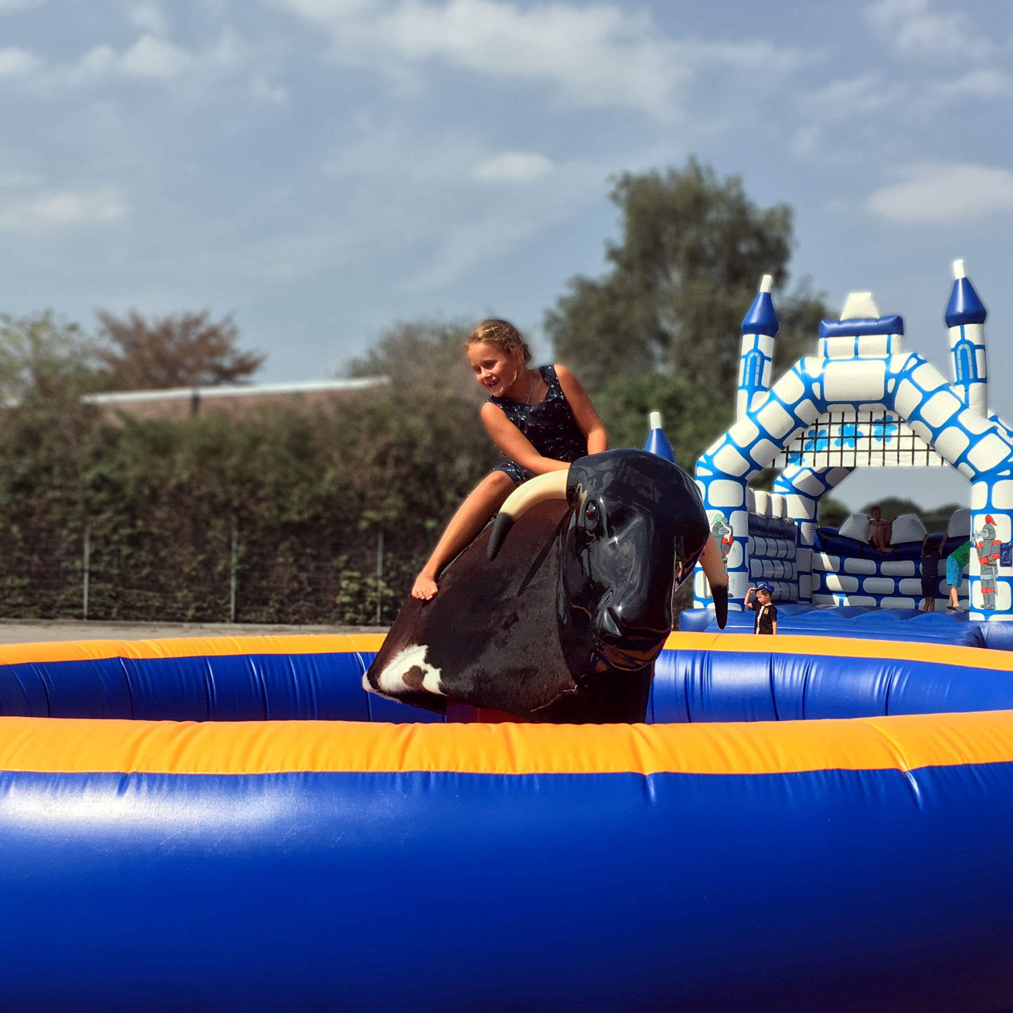 Auch Kinder haben Spaß auf unserem Bullriding